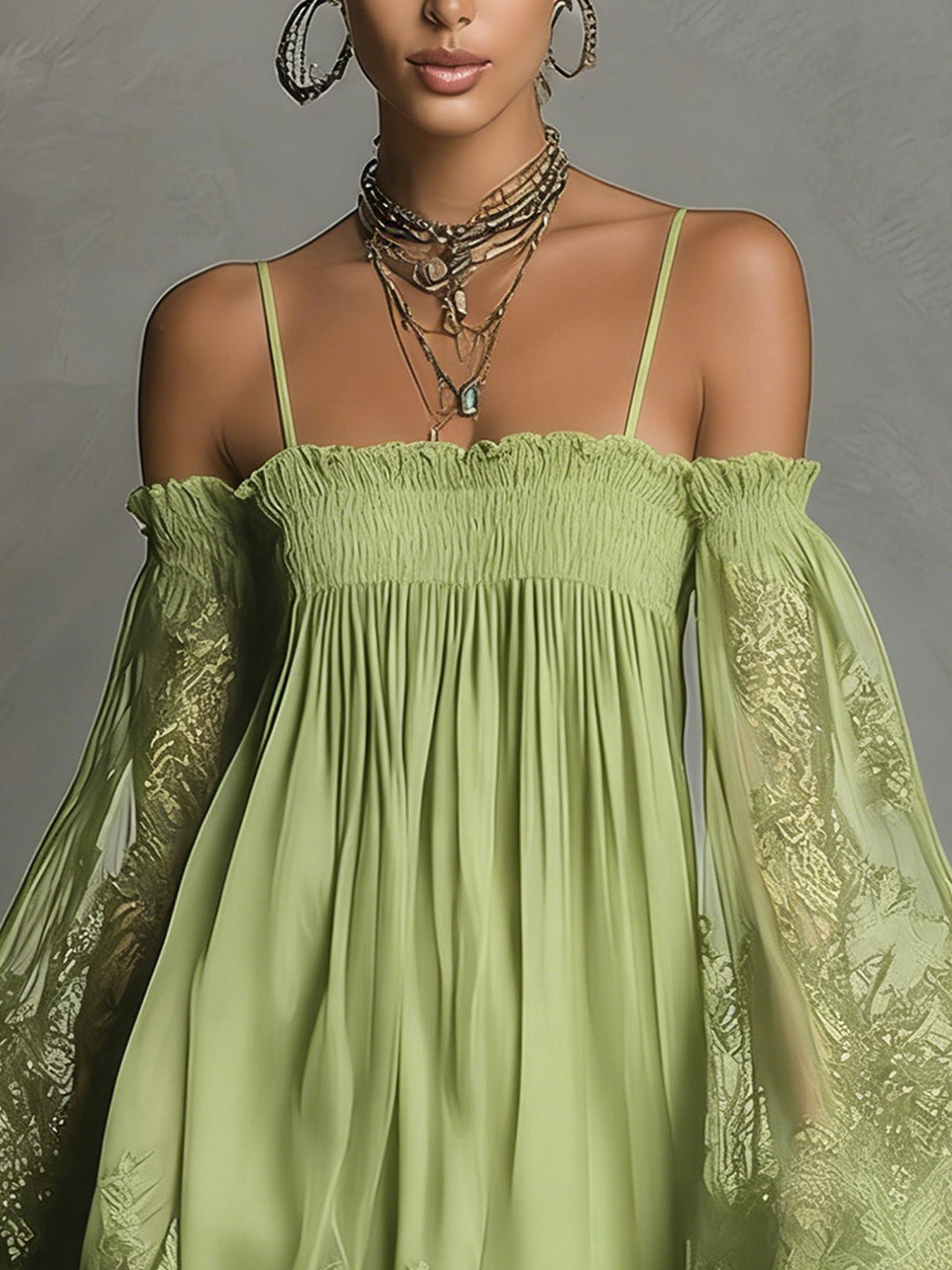 Noemi | Robe Mini en Chiffon Bleu Marine, Épaules Dénudées, Bordure en Dentelle et Manches Transparentes