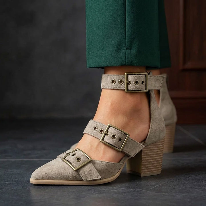 Vivienne Escarpins en Daim à Boucles