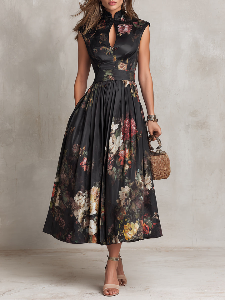 Violetta - Robe Midi Noire en Satin Plissé à Motif Floral et Décolleté Goutte d'Eau
