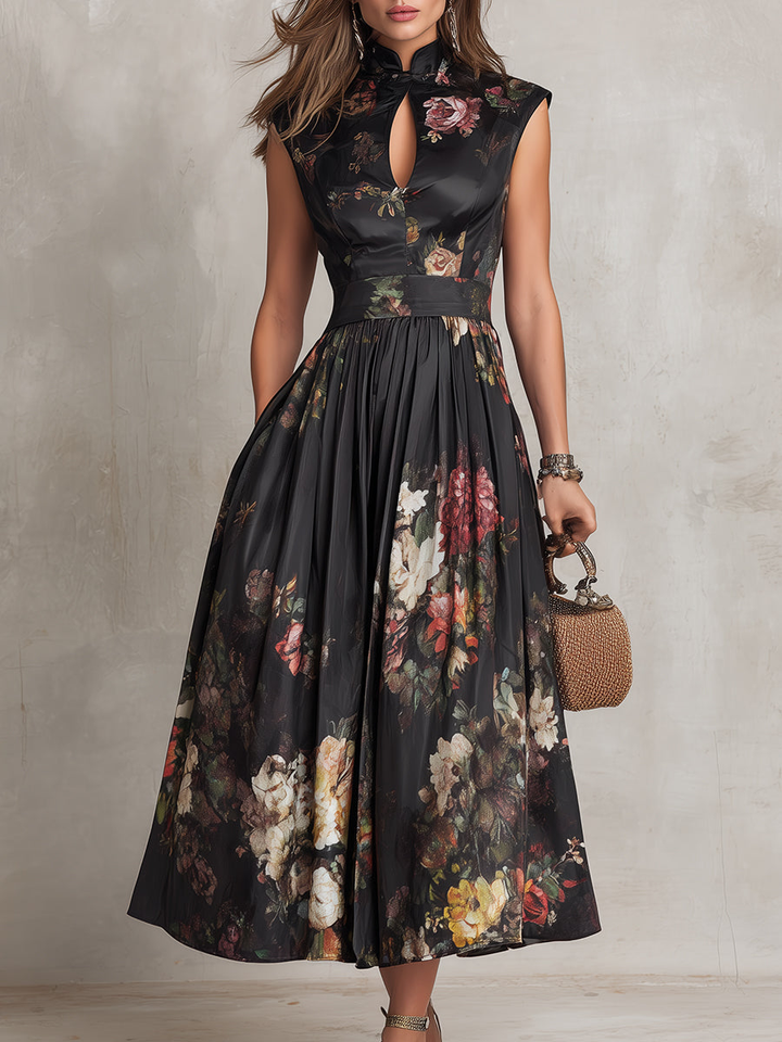 Robe Mi-Longue en Satin Plissé Noire à Fleurs, Col Cœur Ajouré
