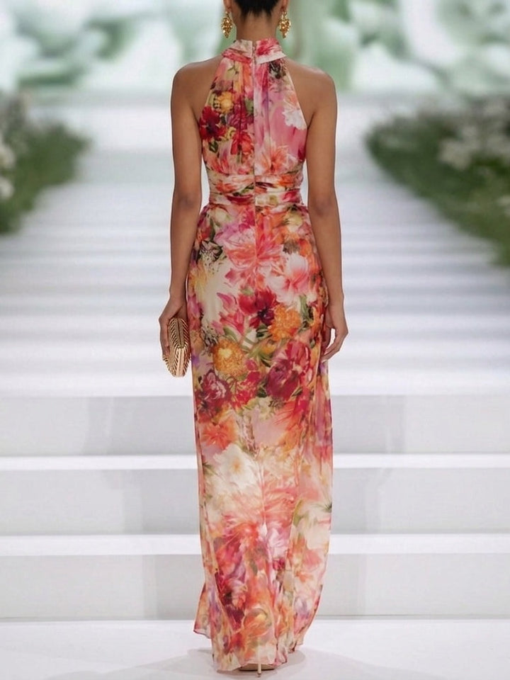 Robe Longue en Mousseline Rouge Fleurie, Col Licou Sans Manches