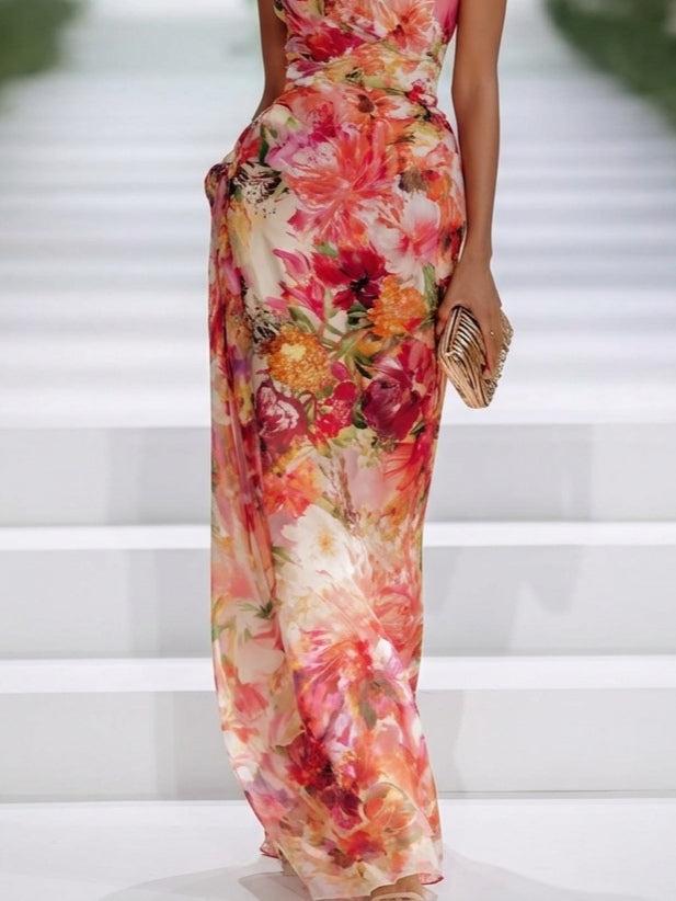 Robe Longue en Mousseline Rouge Fleurie, Col Licou Sans Manches