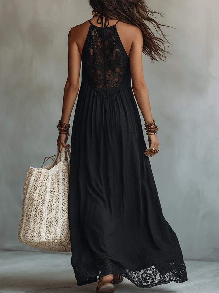 Robe Longue Bohème Noire Sans Manches, Bordée de Dentelle
