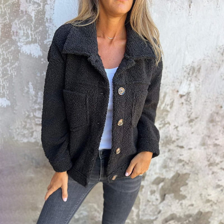 Rosalie | Veste en fausse fourrure douce à boutons